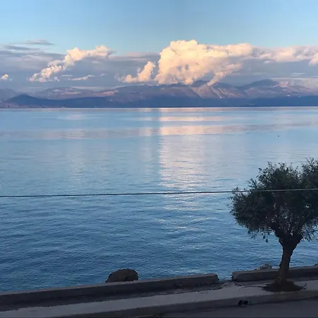 Villa Sea Front Luxury Maisonette *